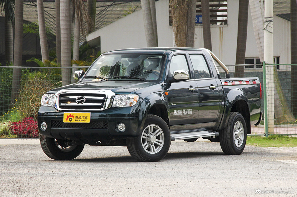 2015款中兴威虎TUV 2.8T手动柴油两驱超值版大双