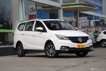 2017款宝骏730 1.8L AMT智能手动尊享型7座