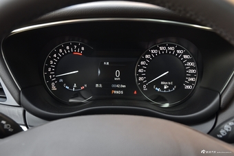 2019林肯MKC 2.0T自动四驱尊雅版 国VI