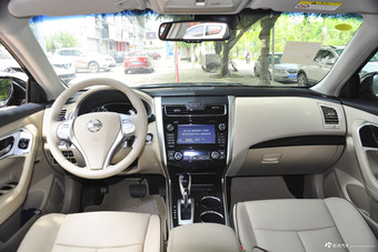 2016款天籁2.5L自动 公爵 XV-VIP旗舰版图片