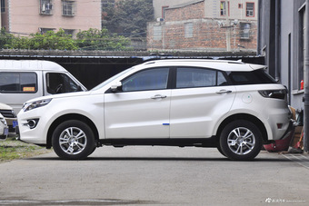 2016款驭胜S330 1.5T自动两驱舒适版