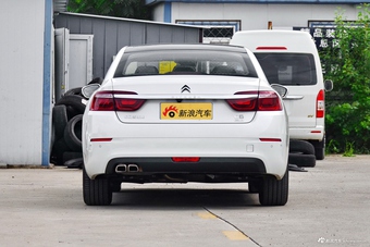 2017款雪铁龙C6 1.8T自动尊贵型