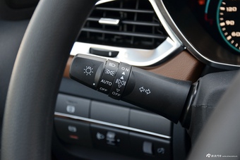 2017款DX7 1.5T手动豪华型