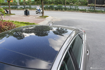 2015款捷豹XJL 3.0L自动SC两驱尊享商务版