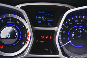 2016款瑞风S3 1.5L自动CVT豪华智能型