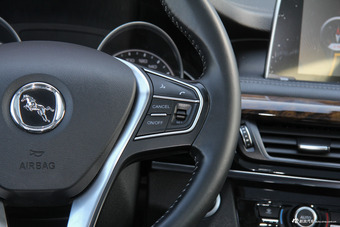 2016款汉腾X7 2.0T自动御马版