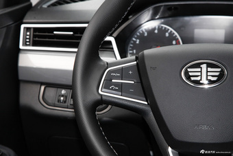 2018款骏派A50 1.5L手动智联豪华型 