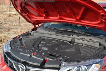 2017款东南DX3 1.5L手动豪华型