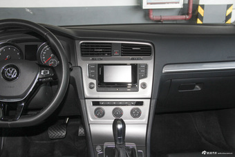 2016款高尔夫1.4T自动豪华型