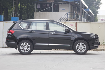 2017款哈弗H6运动版1.5T手动两驱精英型蓝标