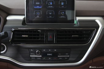 2018款北汽幻速S7 1.5T 手动尊享型