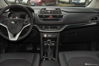 2018款瑞风S3定制版1.6L CVT豪华型