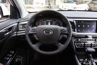 2017款传祺GS7 320T 2.0T两驱豪华智联型