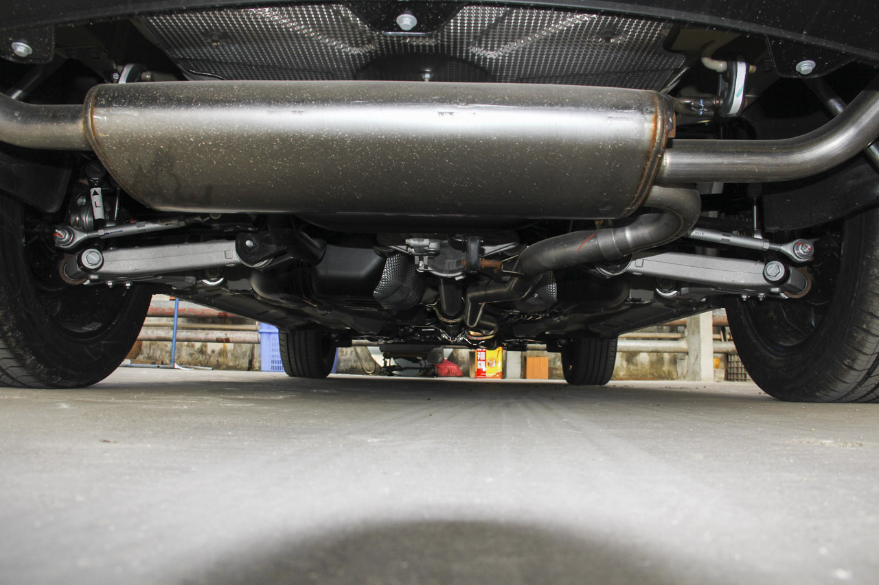 2016款传祺GS5 Super 1.8T自动四驱周年纪念版