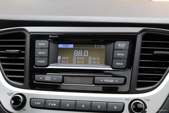 2016款悦纳1.4L自动精英版TOP