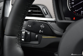 2018款宝马X2 2.0T sDrive 25i 豪华型M越野套装