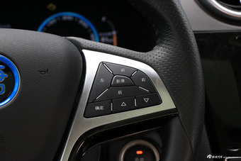 2017款比亚迪唐 全时四驱豪雅型