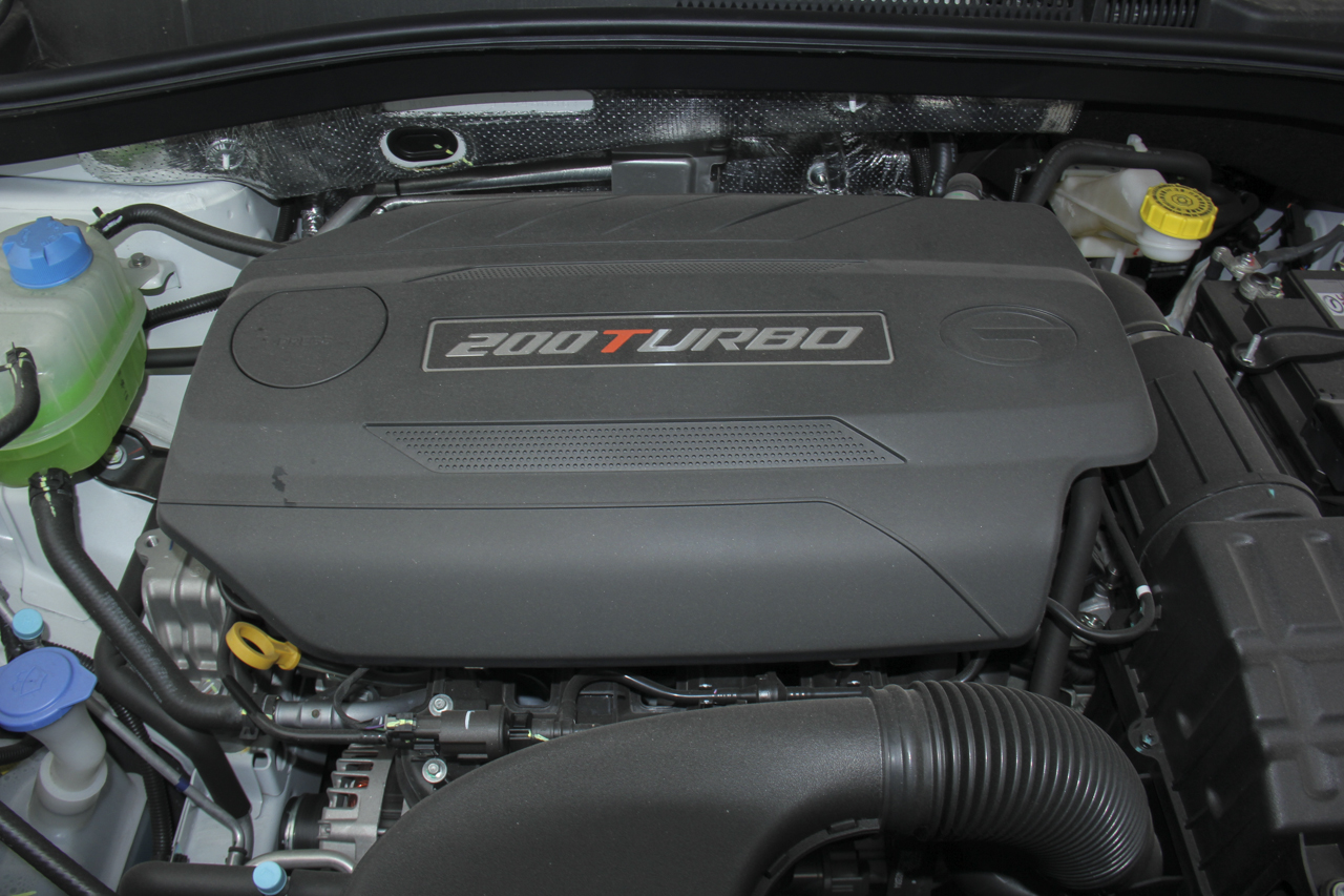 2018款传祺GS4 1.3T手动两驱精英版200T