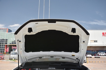 平行进口2017款奥迪Q7 3.0T 墨版