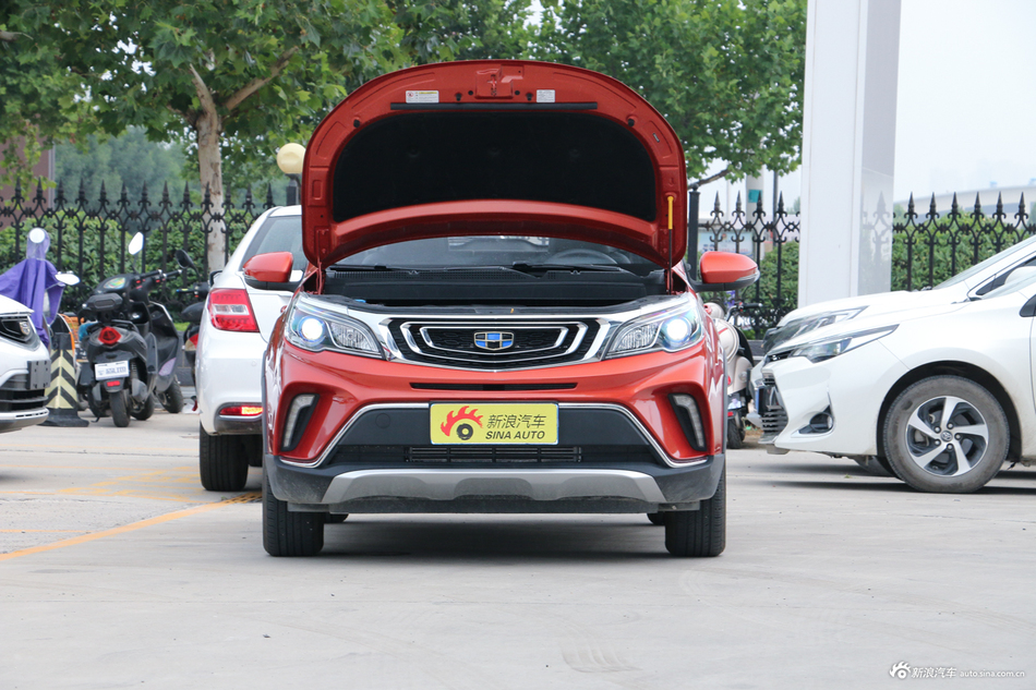 2017款吉利远景X3 1.5L自动尊贵型