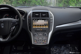 2018款林肯MKC 2.0T自动两驱尊享版