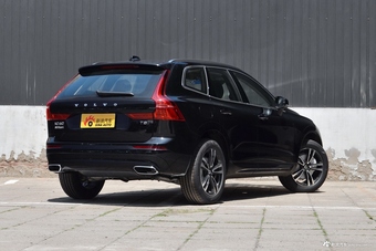 2019款沃尔沃XC60 2.0T自动四驱T5智远版