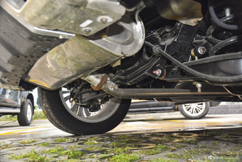 2015款陆风X7 2.0T自动全景尊贵版