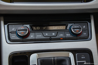 2016款吉利博越1.8TD自动智慧型