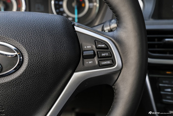 2014款V6菱仕1.5T手动智控版