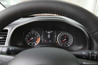 2018款自由侠1.4T自动劲能版互联网大屏版