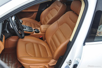 2017款众泰SR9 2.0T手动极致之心版