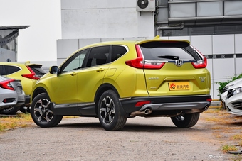 2017款CR-V 1.5T 240TURBO自动四驱尊贵版