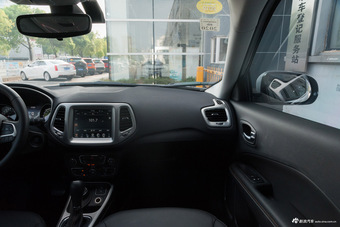 2017款指南者1.4T自动 200T家享版