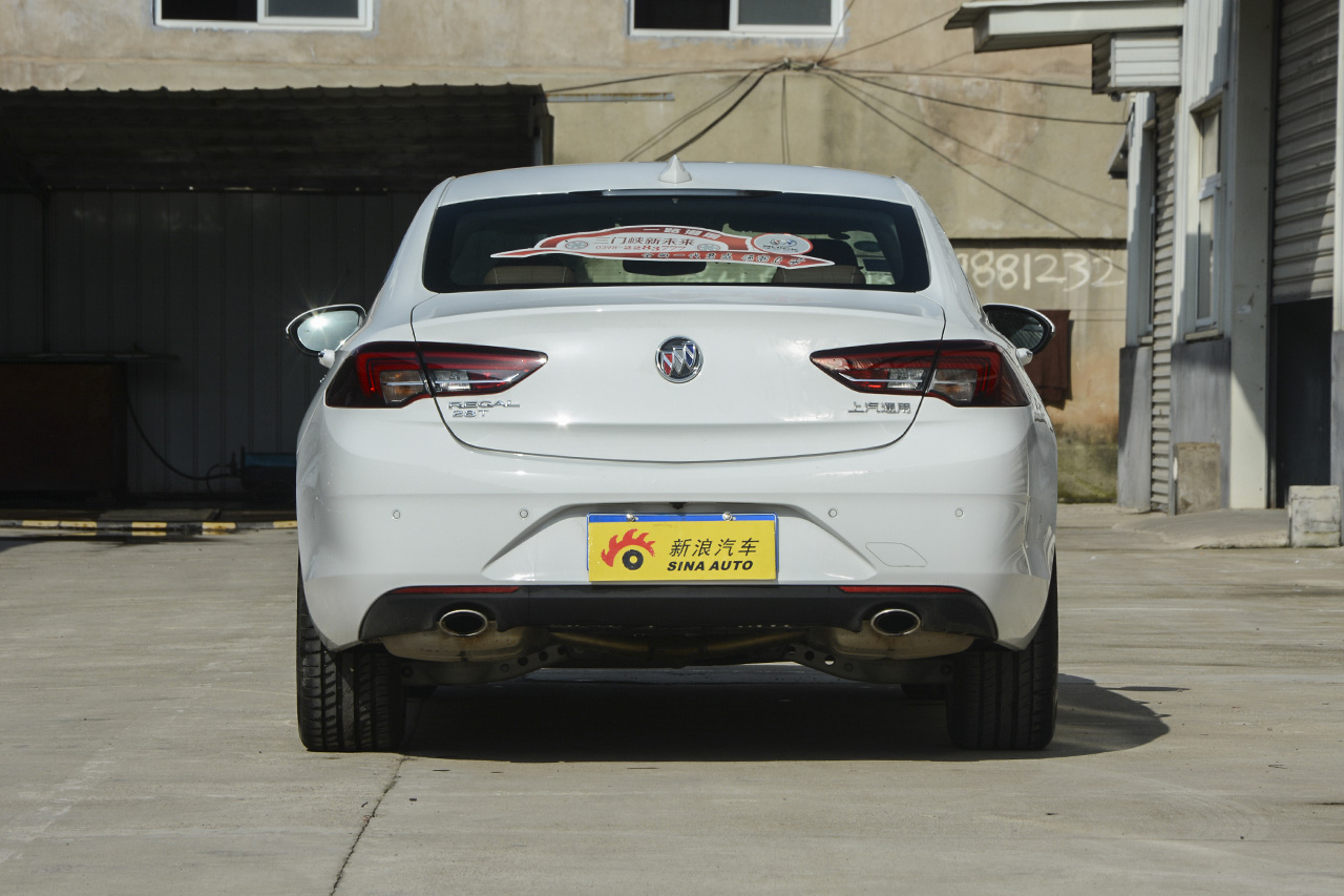 2017款君威2.0T自动尊贵型28T