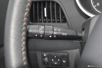 2017款风神AX3领先版1.5L自动致酷型