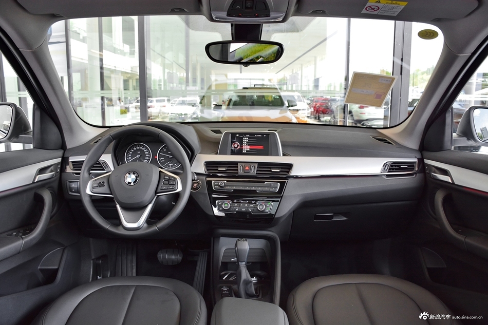 2018款宝马X1 1.5T自动sDrive18Li时尚型