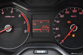 2016款宝骏310 1.2L手动超值型