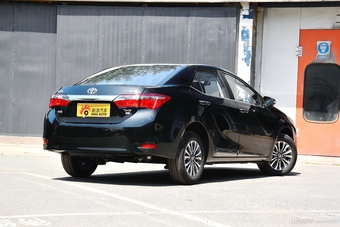 2018款一汽丰田卡罗拉 1.2T GL-i智辉版