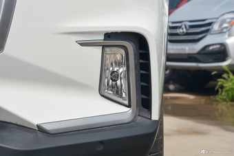 2017上汽大通D90 2.0T自动四驱北极星