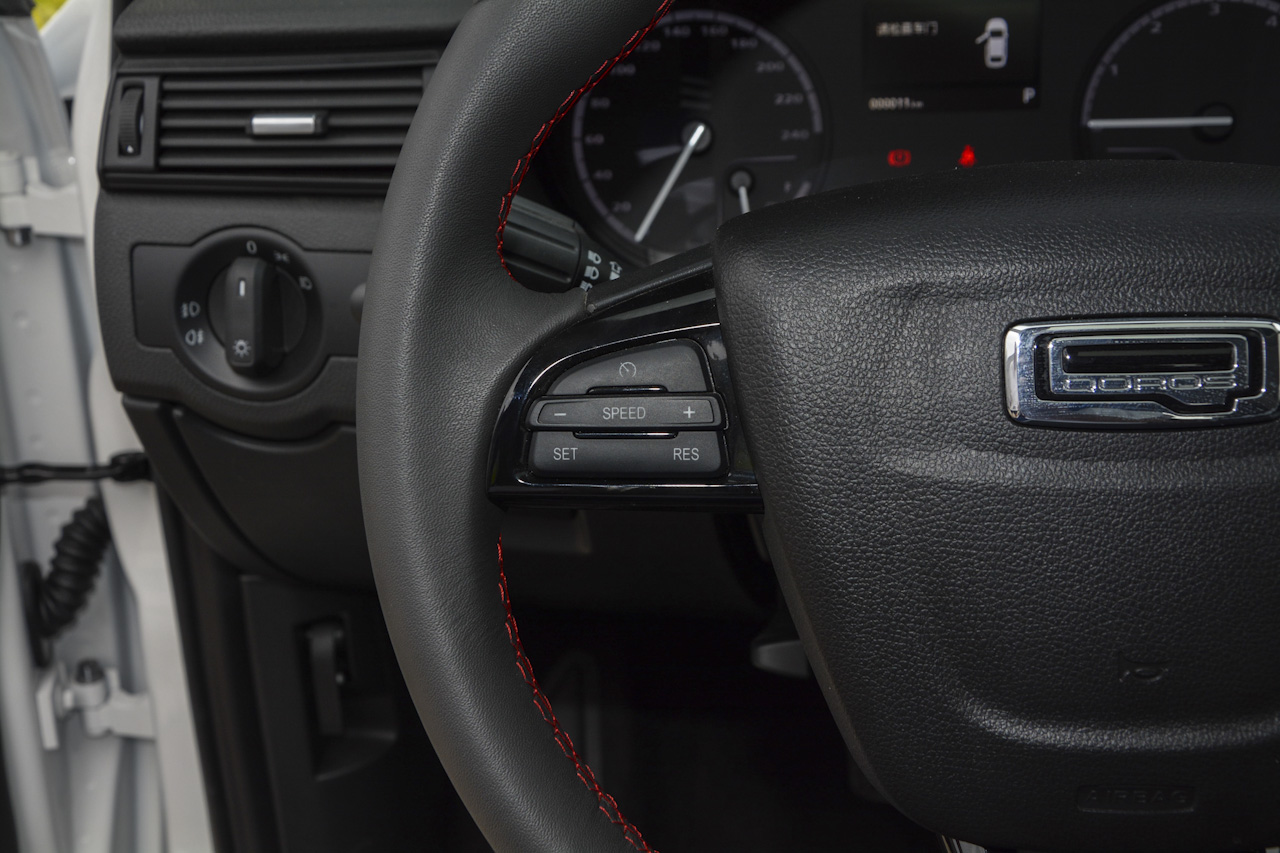  2018款观致3都市SUV 1.6T自动尊贵型