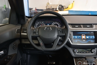 2018款陆风X7劲越 1.5T自动全景至尊型