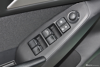 2017款马自达3昂克赛拉 两厢 1.5L 自动舒适型