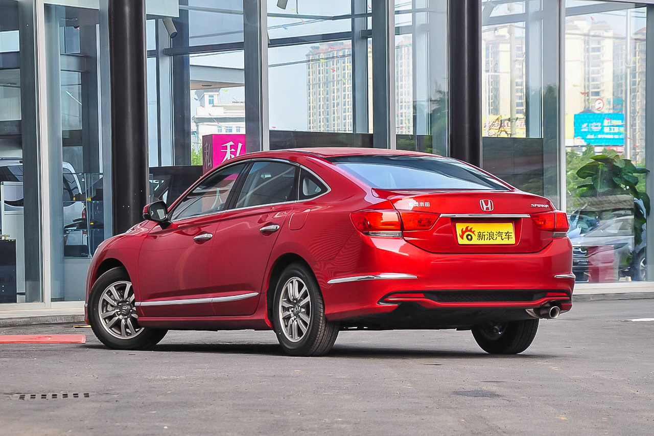 2015款思铂睿2.0L自动典藏版EXi-L