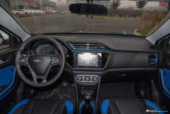 2017款瑞虎3x 1.5L手动时尚版图片