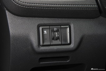 2018款斯威X7改款1.5T手动豪华互联版7座