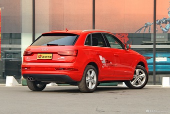 2017款奥迪Q3 2.0T自动35 TFSI风尚型