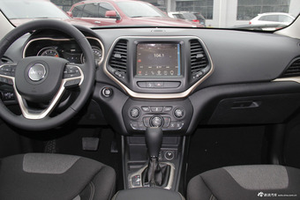 2016款自由光2.0L自动智能版