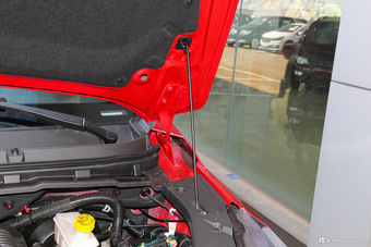 2016款北汽幻速S3L 1.5L手动尊贵型