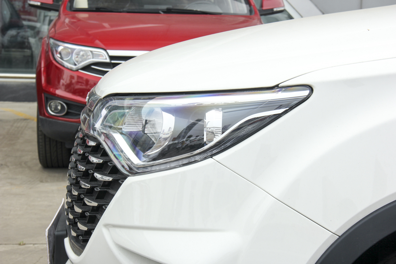 2018款森雅R7C 1.6L 手动智悦型