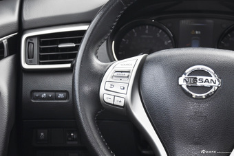 2016款逍客2.0L自动XV Prem豪华版